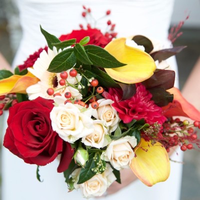 Ta Mill Wedding Venue, Launceston, Cornwall.  Flowers by Flower Scene. October